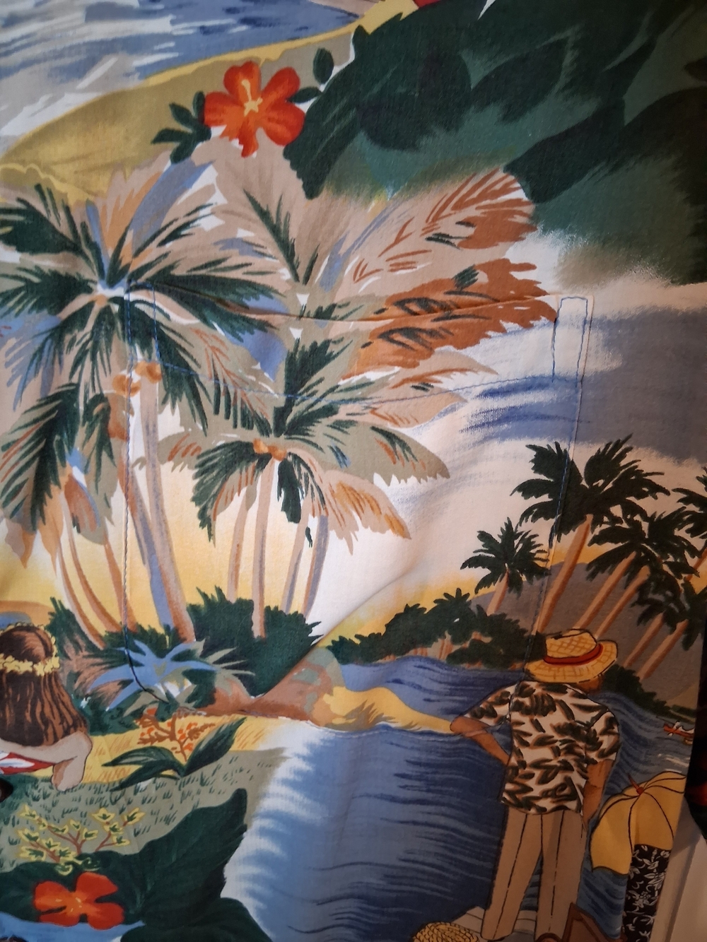 reyn spooner Blue Multi-Scene Tropical Aloha Button-Down Shirt - Picture 3 of 4